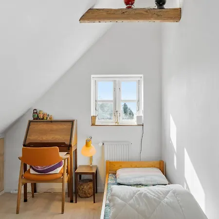 4 Bedroom Gorgeous In Faxe Ladeplads