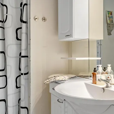 4 Bedroom Gorgeous In Faxe Ladeplads Semesterbostad