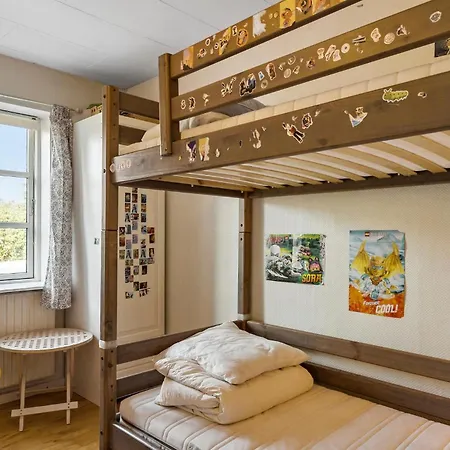 4 Bedroom Gorgeous In Faxe Ladeplads Fakse Ladeplads